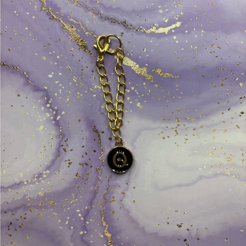 Handmade initial “Q” black and gold water bottle tumblr charm
